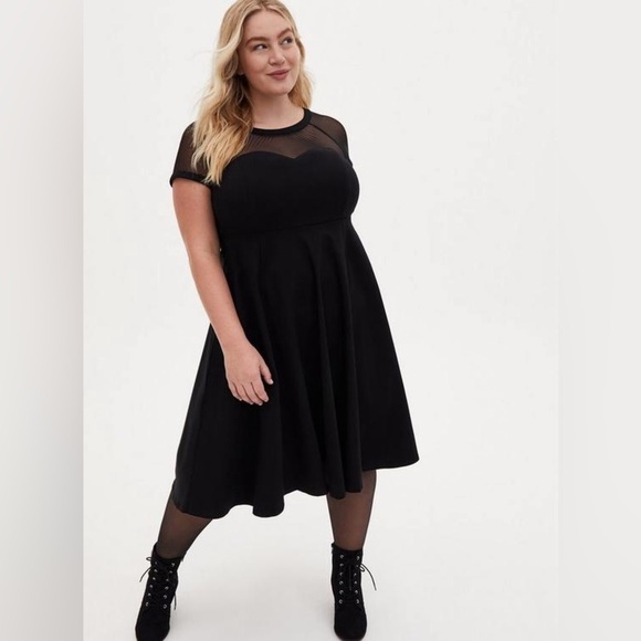 Torrid Black Mesh Insert Swing Dress - New - Size 14 - Picture 1 of 7